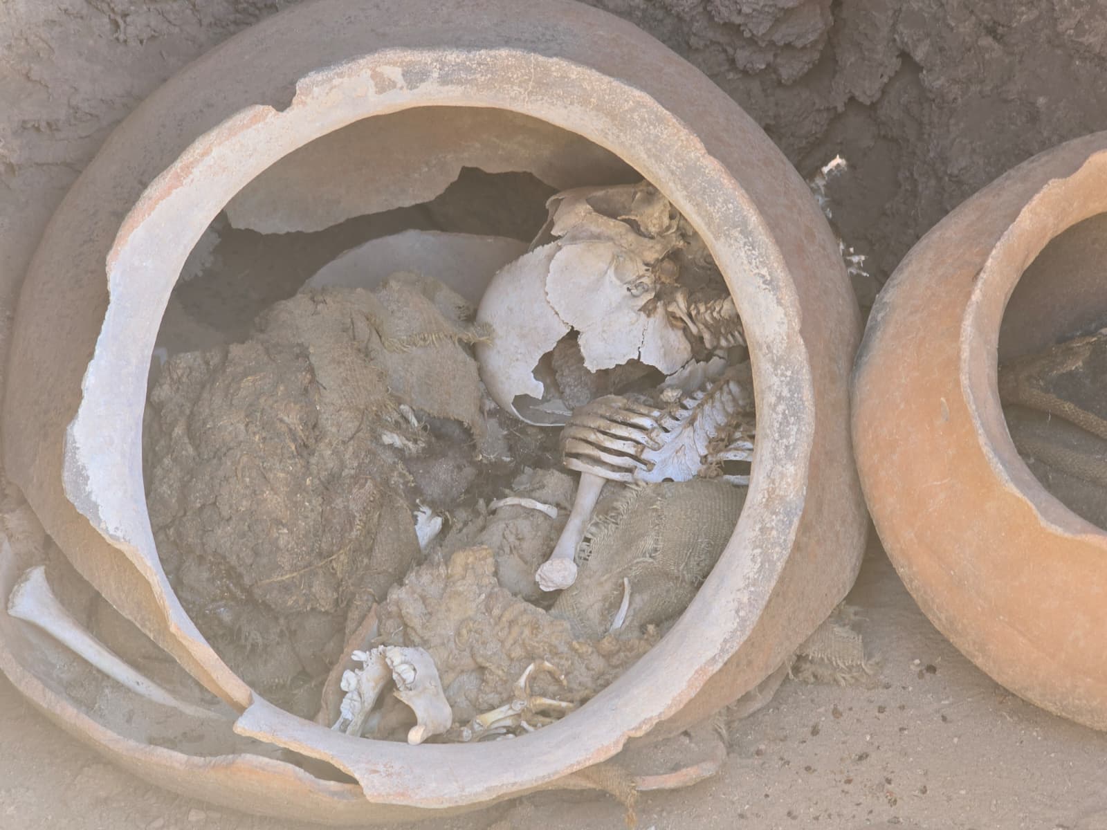 Altiplano landscape near the Salar de Uyuni route
